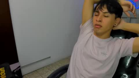 Stiwen online show from October 22, 3:46 pm