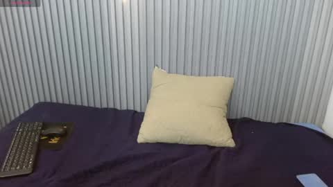 Stiwen online show from April 15, 7:58 pm