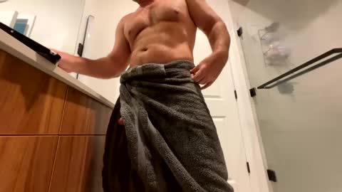 stlhotwifeguy online show from September 29, 4:50 pm