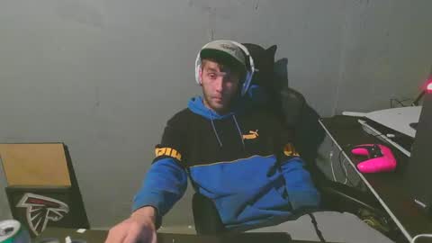 stonedpanda77 online show from December 24, 6:00 am