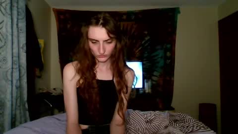 stonedtranny69 online show from April 10, 3:34 am