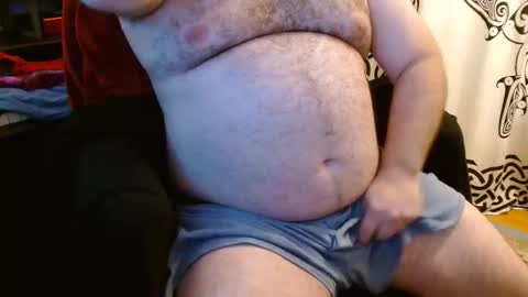 Stonerbear42 online show from December 17, 9:43 pm