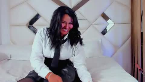   online show from August 3, 12:34 am