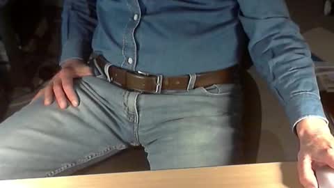 Dave online show from March 17, 2:11 pm