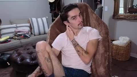 Snapshot of str8whiteboy21 chatting on September 28, 3:54 pm str8whiteboy21 online show from September 28, 3:54 pm