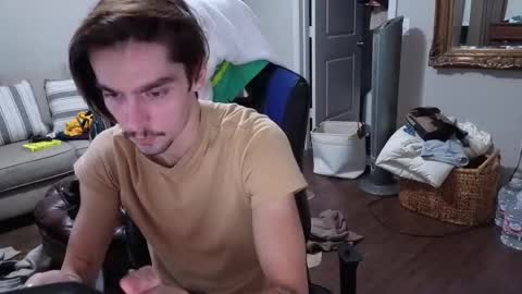 Snapshot of str8whiteboy21 chatting on September 22, 1:53 am str8whiteboy21 online show from September 22, 1:53 am