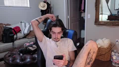 Snapshot of str8whiteboy21 chatting on September 11, 9:05 pm str8whiteboy21 online show from September 11, 9:05 pm