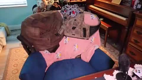 Snapshot of str8whiteboy21 chatting on October 9, 4:56 pm str8whiteboy21 online show from October 9, 4:56 pm