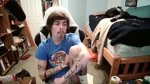 Snapshot of str8whiteboy21 chatting on February 20, 12:52 am str8whiteboy21 online show from February 20, 12:52 am