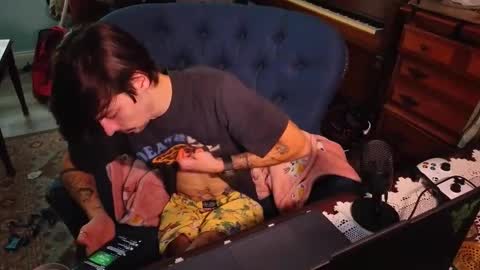 Snapshot of str8whiteboy21 chatting on October 11, 6:00 pm str8whiteboy21 online show from October 11, 6:00 pm