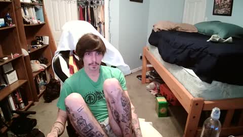 Snapshot of str8whiteboy21 chatting on February 16, 6:32 am str8whiteboy21 online show from February 16, 6:32 am