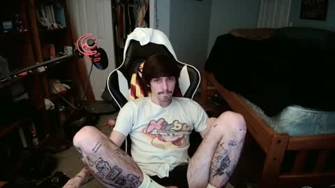 Snapshot of str8whiteboy21 chatting on February 19, 6:44 am str8whiteboy21 online show from February 19, 6:44 am