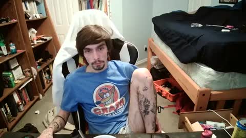 Snapshot of str8whiteboy21 chatting on March 7, 6:57 am str8whiteboy21 online show from March 7, 6:57 am