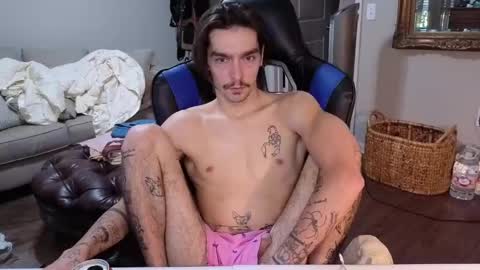 Snapshot of str8whiteboy21 chatting on September 26, 12:35 pm str8whiteboy21 online show from September 26, 12:35 pm