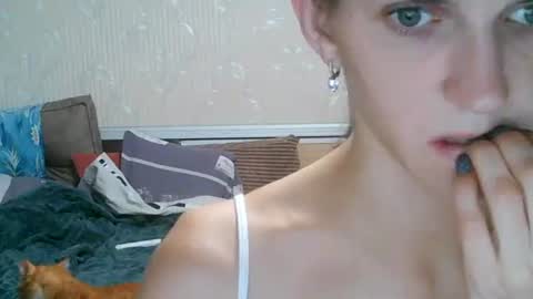 Strawberry Storm online show from September 13, 9:06 pm