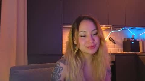 Tati and Lola online show from February 21, 5:16 pm