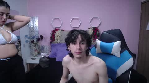 Snapshot of strip_demons chatting on December 2, 12:24 pm Nikolas And Sophia online show from December 2, 12:24 pm