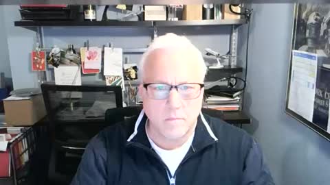 Stroking For You online show from November 5, 9:28 pm