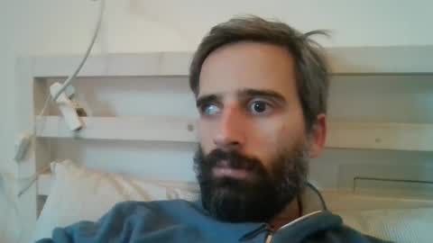 stroke1 online show from January 12, 7:32 am