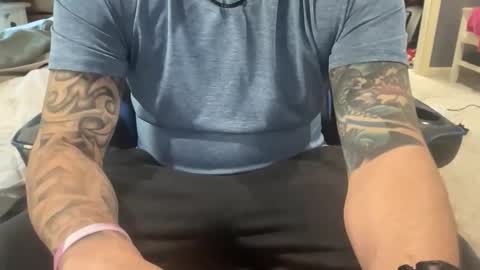 Snapshot of stroking33again chatting on October 18, 2:10 pm stroking33again online show from October 18, 2:10 pm