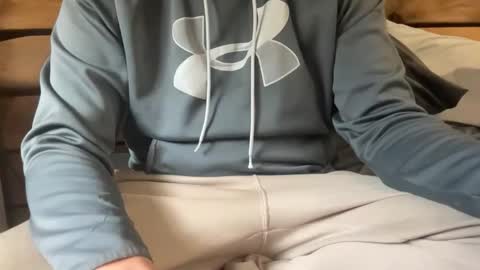 Snapshot of stroking33again chatting on October 24, 2:29 pm stroking33again online show from October 24, 2:29 pm