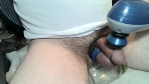 Snapshot of strokingmymeat336 chatting on December 30, 4:07 pm strokingmymeat336 online show from December 30, 4:07 pm