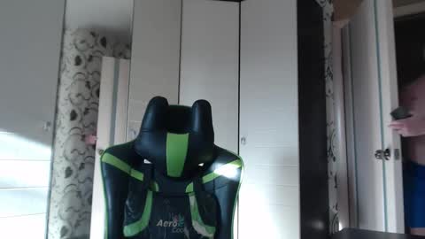 Alex online show from November 19, 9:19 am