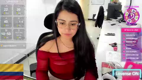 studcb_ online show from June 25, 7:08 pm