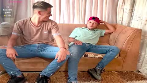 studiofenixdear online show from September 11, 3:35 pm