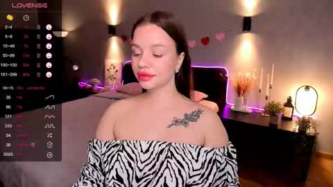 Mary online show from November 21, 8:34 am