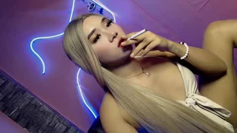 stunning_andrea69 online show from January 19, 11:42 am