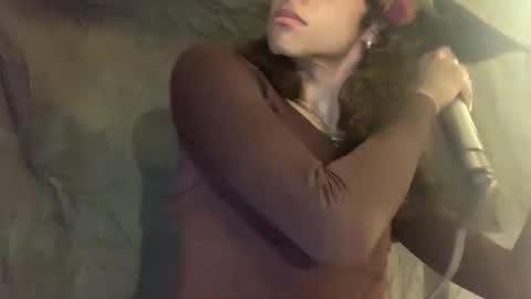 stxllaxcx online show from May 16, 2:41 am