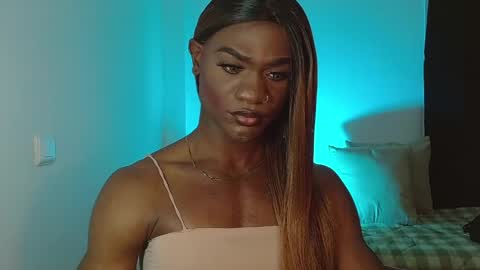 Suanny Klatten  It is my account independent  online show from February 5, 1:54 pm