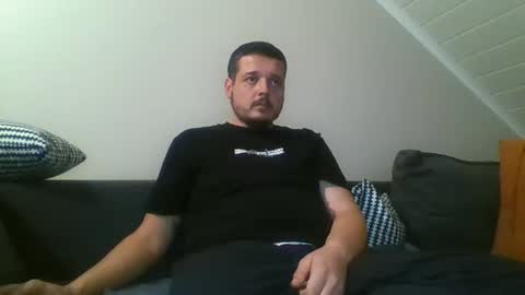 Snapshot of sub3100 chatting on October 12, 10:33 pm 420Fun online show from October 12, 10:33 pm