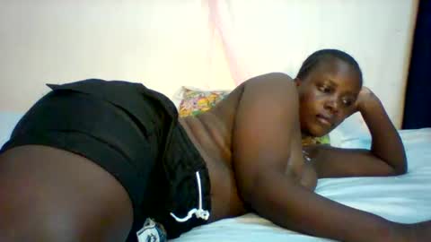 submissive_slut001 online show from November 28, 9:27 am