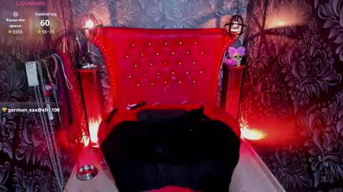 Yunna online show from December 5, 2:04 pm