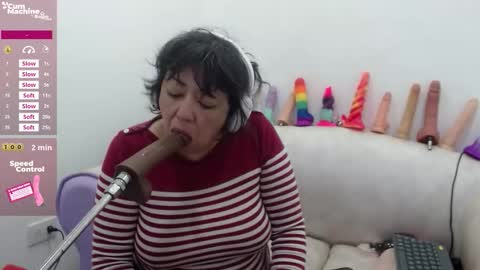 Sucky  online show from March 8, 11:58 am