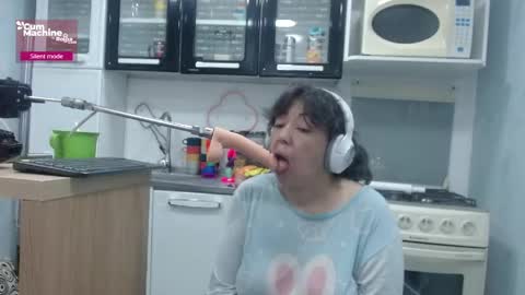 Sucky  online show from April 24, 1:24 pm