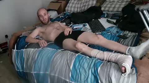 suckmeestoywood online show from February 8, 10:40 pm