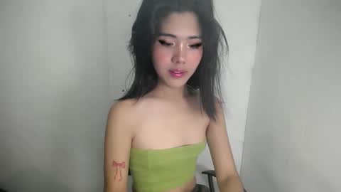 Snapshot of sugarbabydolly chatting on February 28, 8:53 am Jo Haira online show from February 28, 8:53 am