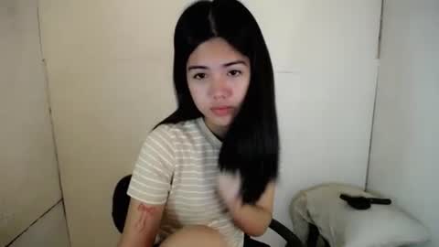 Snapshot of sugarbabydolly chatting on September 28, 9:24 pm Jo Haira online show from September 28, 9:24 pm