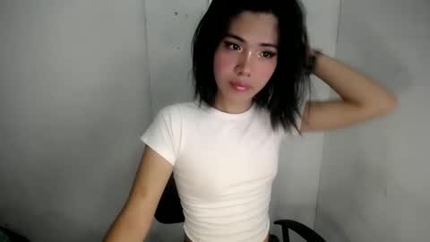 Snapshot of sugarbabydolly chatting on December 22, 5:22 am Jo Haira online show from December 22, 5:22 am