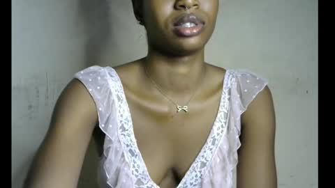 Bella online show from November 23, 4:16 pm