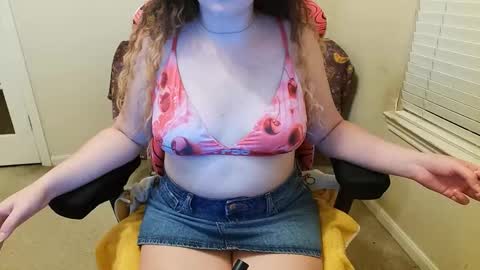 sugasunny online show from October 28, 4:46 am