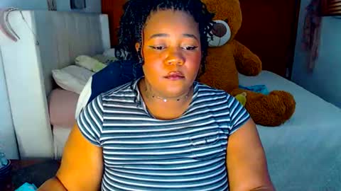 Cami   Back in 2 hours online show from April 15, 5:33 am