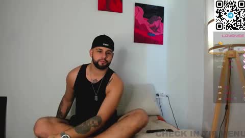 Suleiman and Angie online show from November 14, 10:39 am