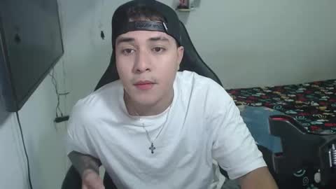 sully50126 online show from October 14, 3:09 am