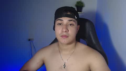 sully50126 online show from October 30, 4:13 am