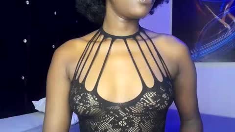 maskedtemptress online show from November 1, 12:00 am