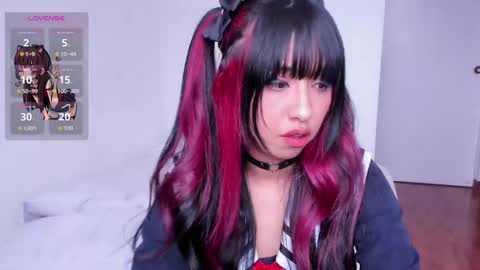 Nicolle  online show from January 16, 4:38 pm